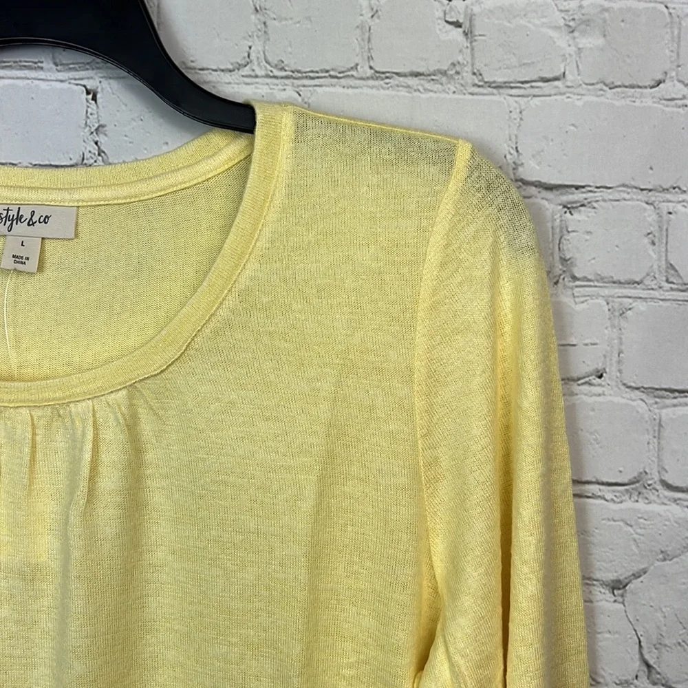Style & Co Yellow Smocked Hem Lightweight Sweater Size Large - Picture 3 of 5